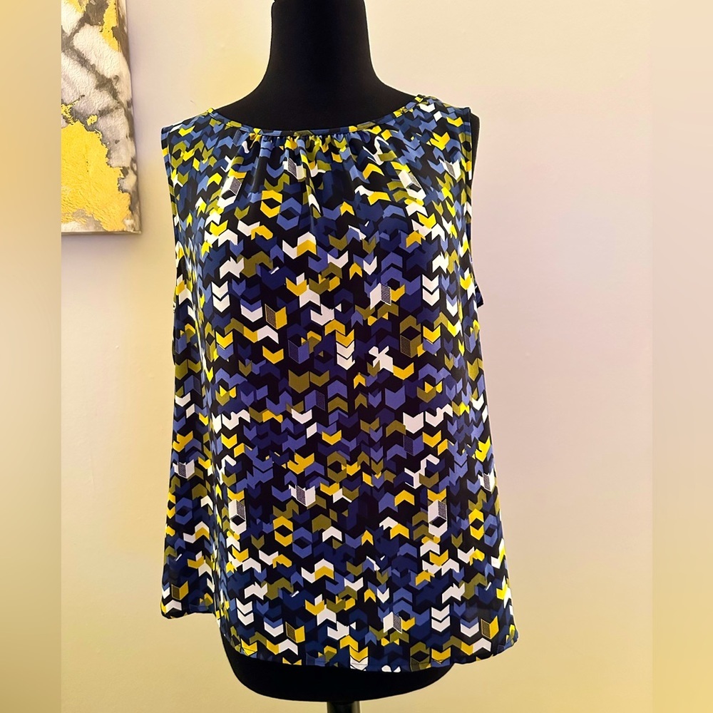 Nine West Ladies top size Large